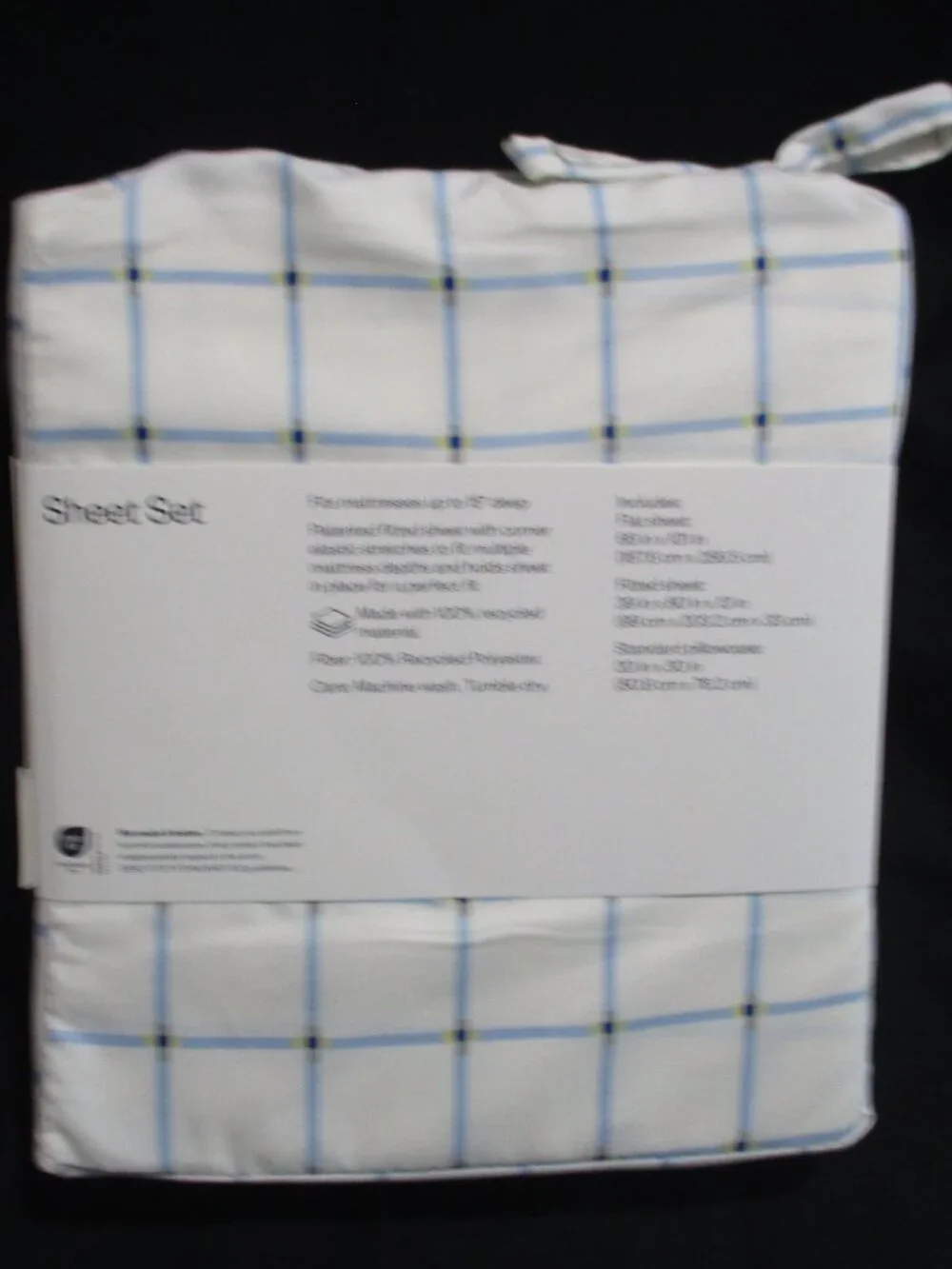 Room Essentials Twin/Twin XL Sheet Set Microfiber White, Blue lines